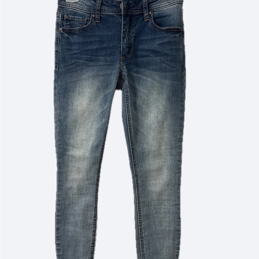 Design Lab Lord & Taylor Blue Skinny Jeans Distressed